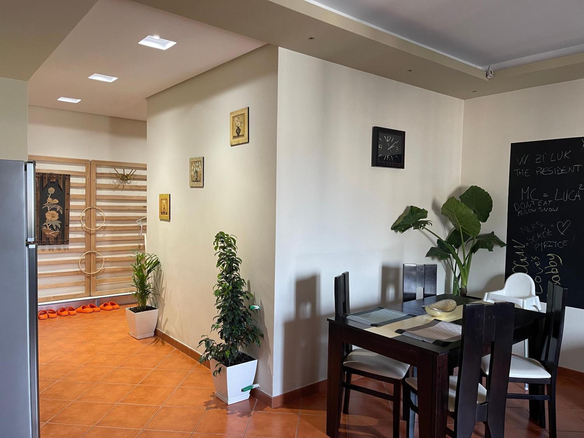 City Center Apartment Galeria Tirana Buitenkant foto