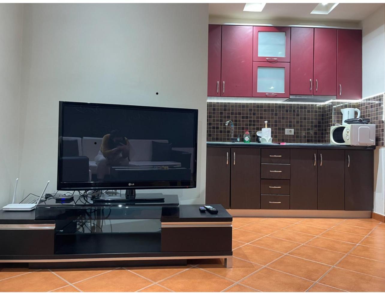 City Center Apartment Galeria Tirana Buitenkant foto
