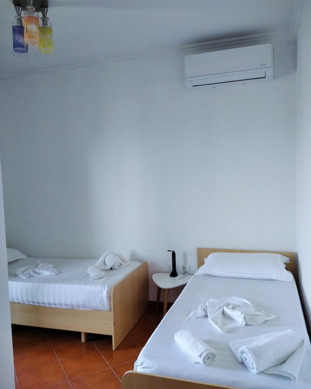 City Center Apartment Galeria Tirana Buitenkant foto