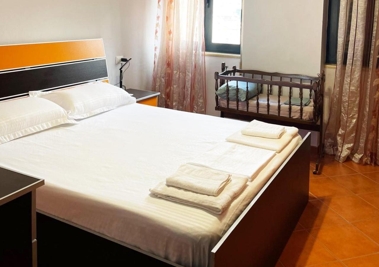 City Center Apartment Galeria Tirana Buitenkant foto